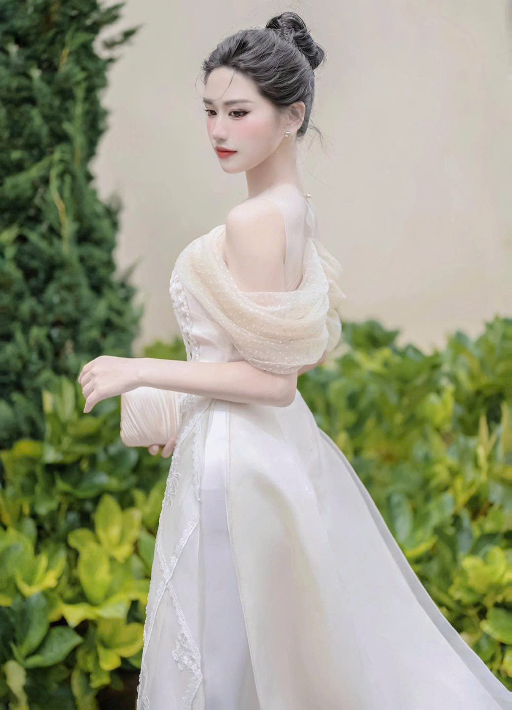 Vải Organza và Những Lợi Thế Khi Sử Dụng Trong Áo Dài